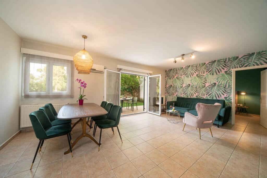 Central & Elegant Suite With Private Garden Argostoli  Exterior photo